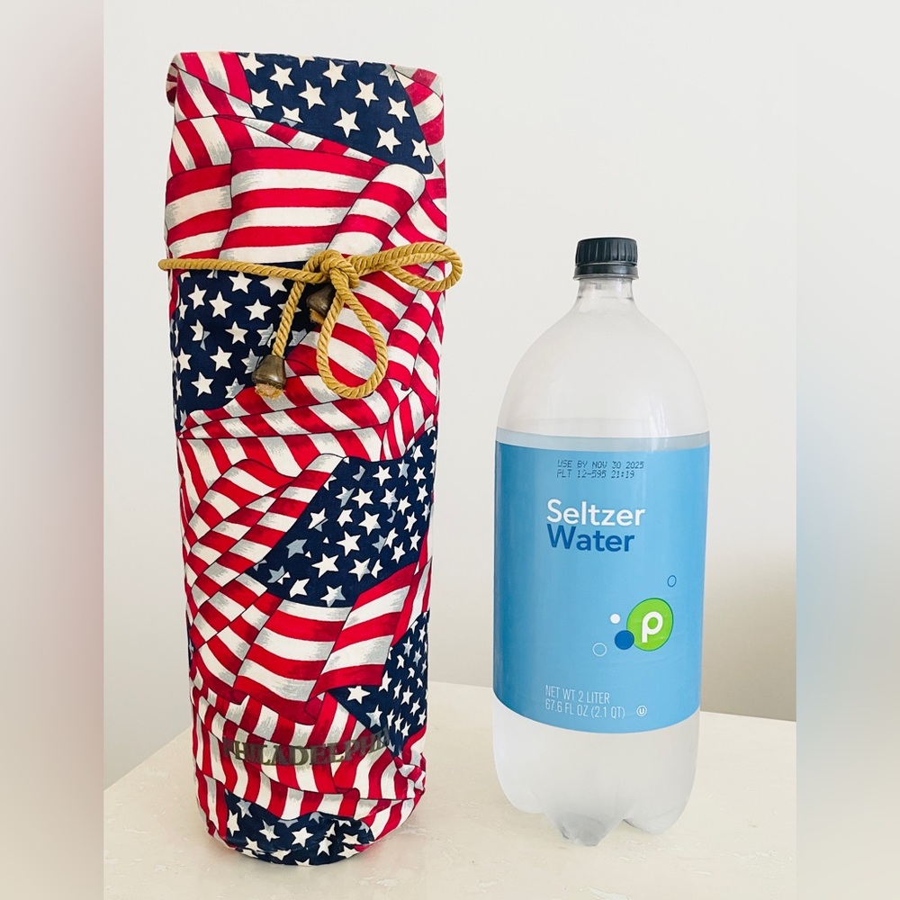 VTG American Flag Patriotic Wine Soda Koozie Bag Insulated 2 l Bottle Holder
